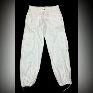 Garage Juniors White Cargo Pants Size 9 Drawstring Bottom Cotton Blend Stretch